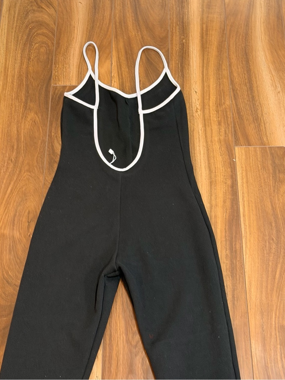 Zara Black Spaghetti Strap Slim Jumpsuit with White Trim - Picture 5 of 6